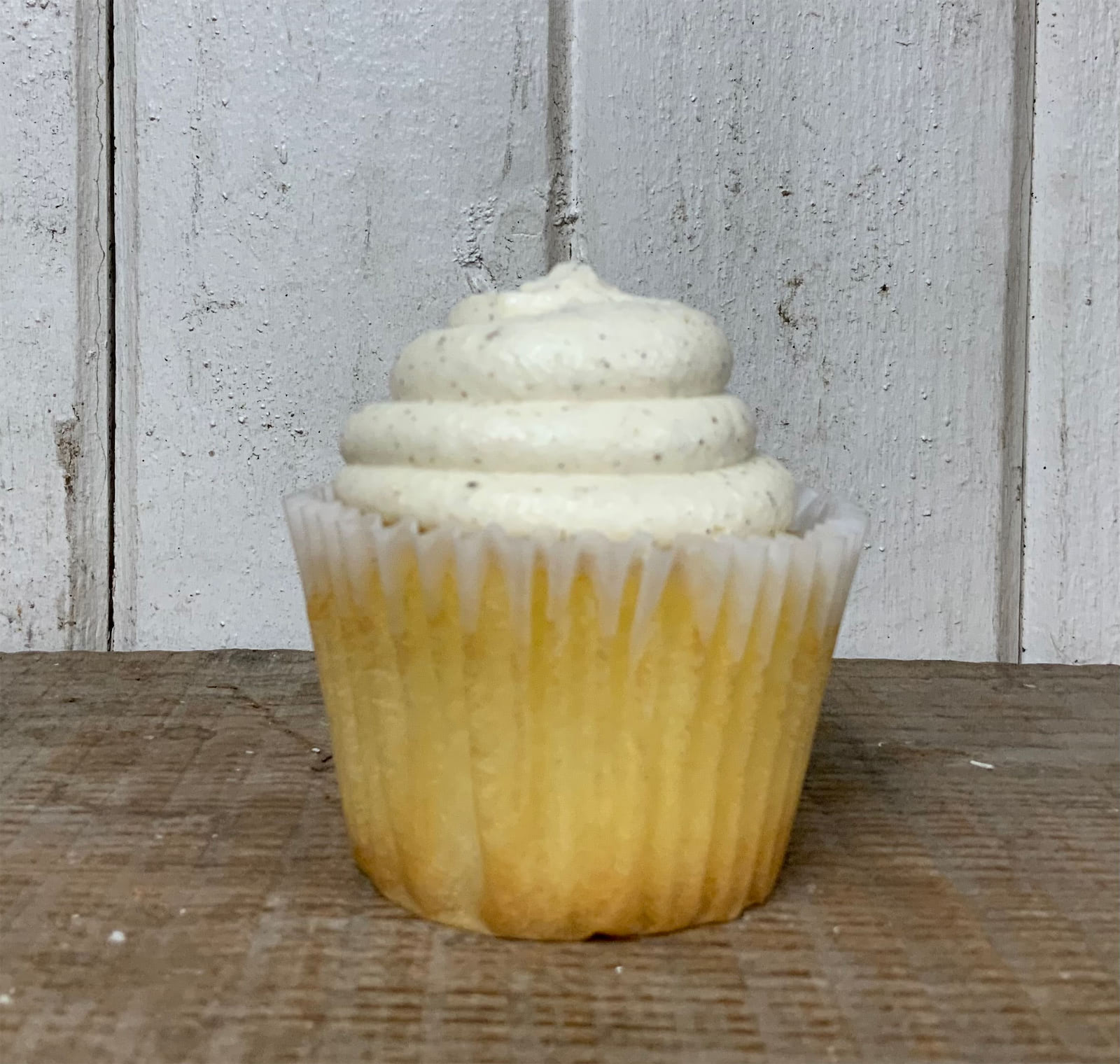 vanilla cupcakes